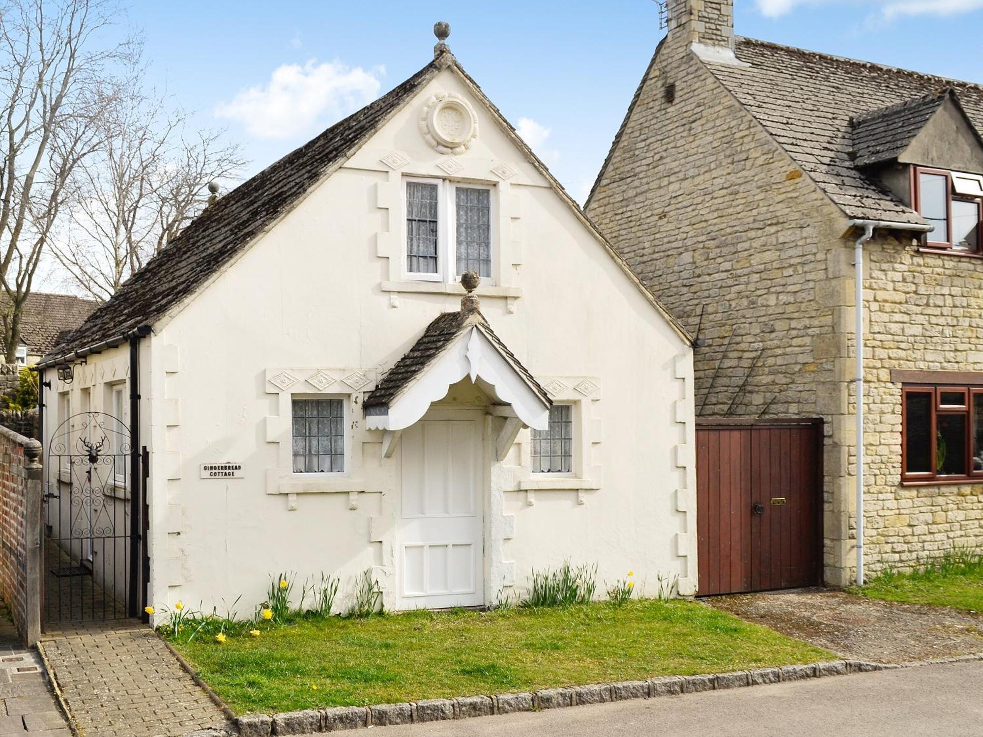 Gingerbread Cottage Fairford Exterior photo